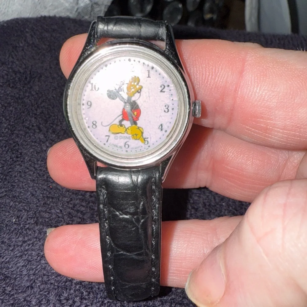 Vintage Lorus Walt Disney Mickey Mouse Watch, collectors black leather band